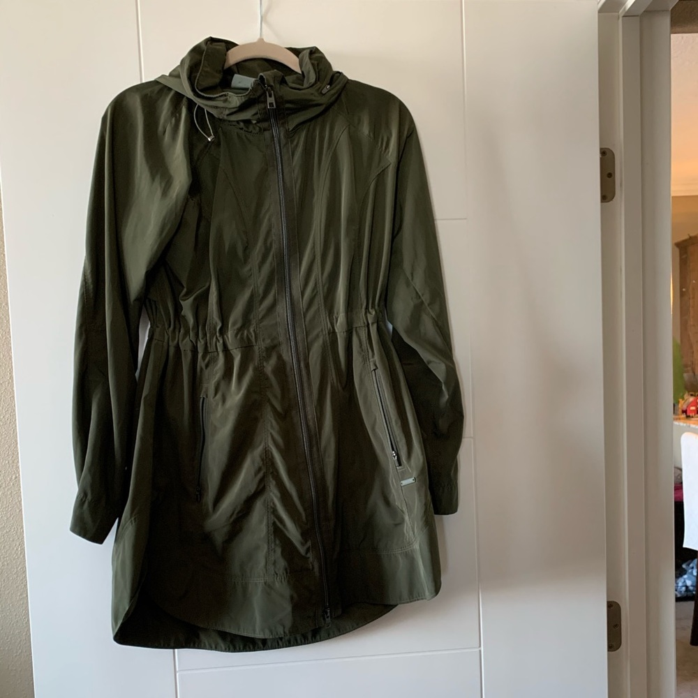 Athlete Rain Drop Jacket